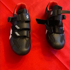 Peloton shoes brand new